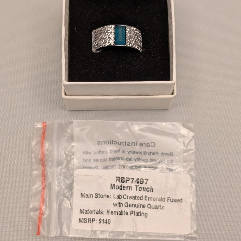 Brand New -- Bomb Party -- Modern Touch -- Size 5 -- (RBP7497)